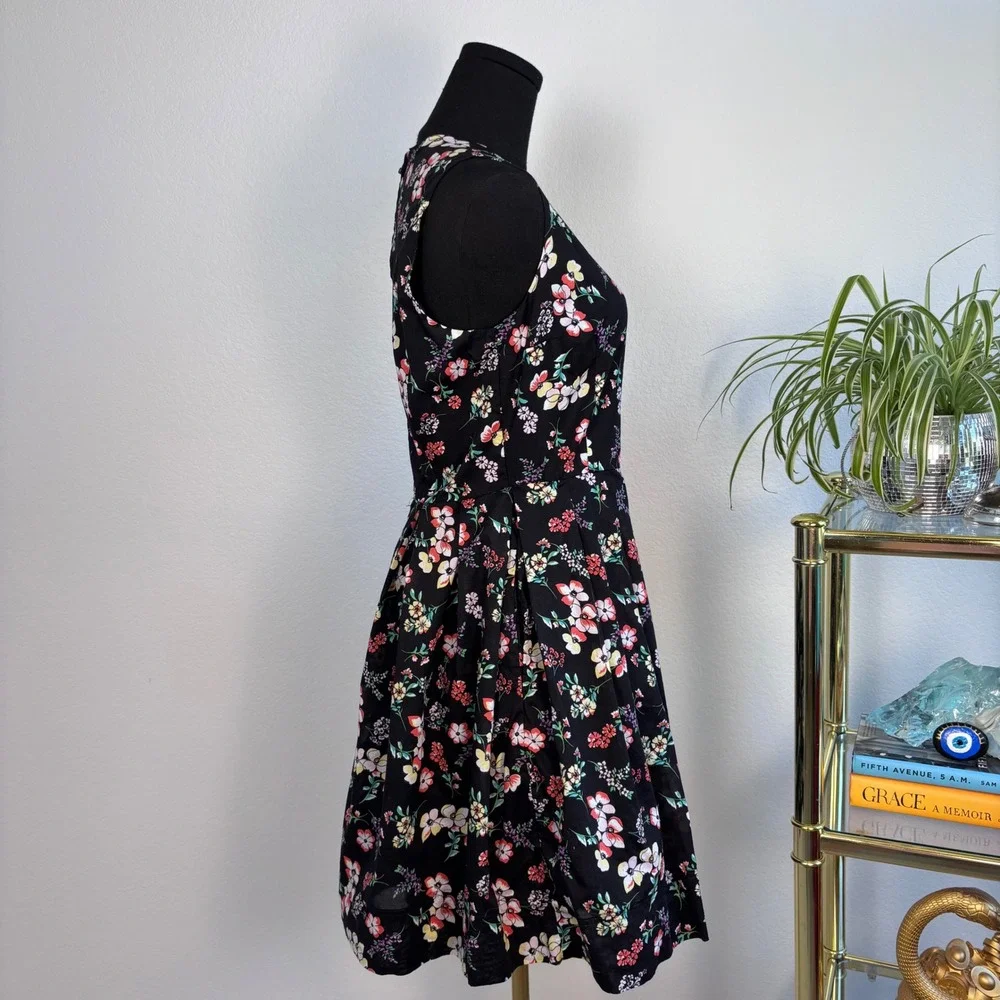Gap Black Floral Fit and Flare Dress | 6 Petite, Sleeveless Cotton Sun Dress